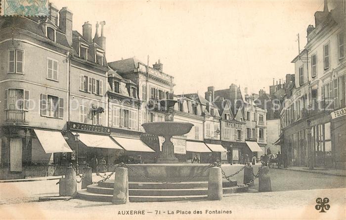 Auxerre Place des Fontaines
