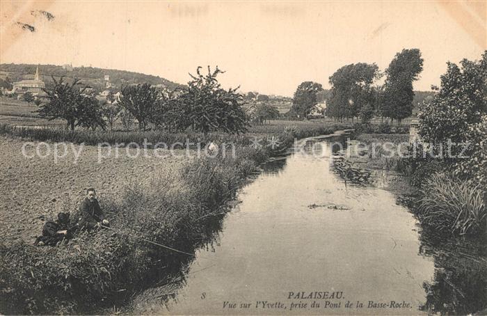 Palaiseau Vue sur l'Yvette prise du Pont de la Basse Roche