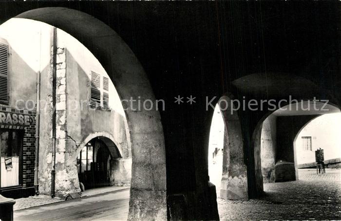Annecy Haute-Savoie Les Arcades des vieux quartiers