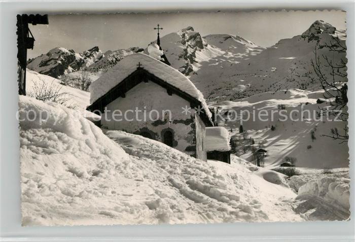La Clusaz Chapelle du Fernuy Chaine des Aravis Alpes en hiver