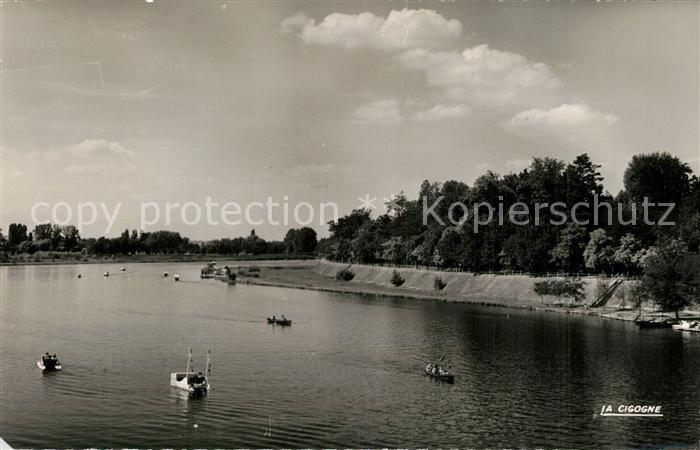 Vichy Allier Vue sur la rivière et les Quais