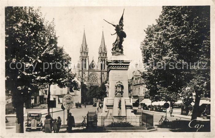 Moulins Allier Cathedrale Sacre Coeur et Place d Allier Monument