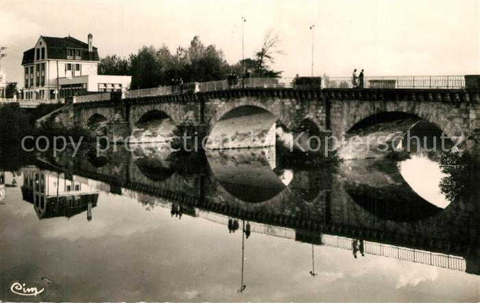 Saint-Pourcain-sur-Sioule Pont sur la Sioule Hotel des 2 Ponts