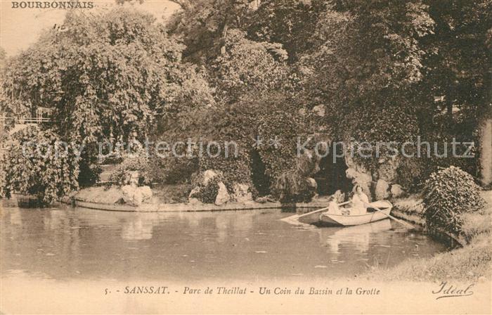 Sanssat Parc de Theillat un coin du Bassin et la Grotte