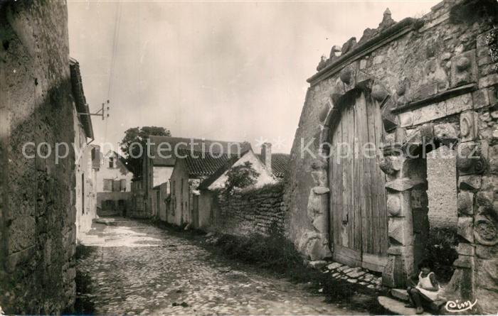 Charroux Allier Vieux Portiques
