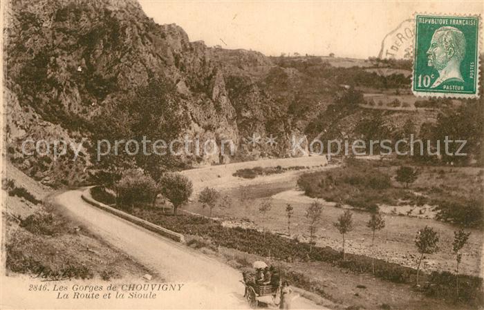 Chouvigny Panorama des Gorges La Route et la Siou