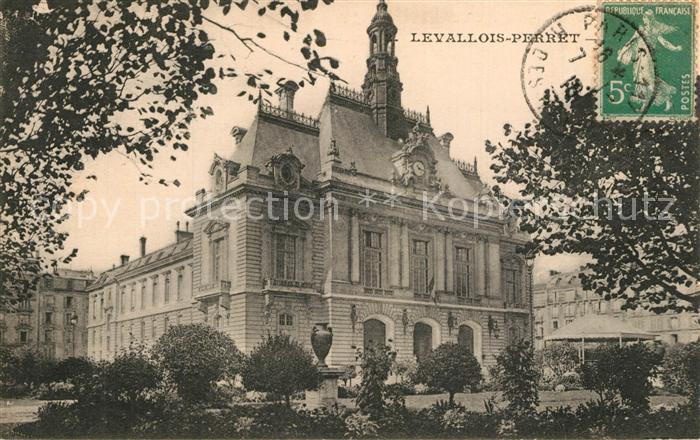 Levallois-Perret Hotel de Ville