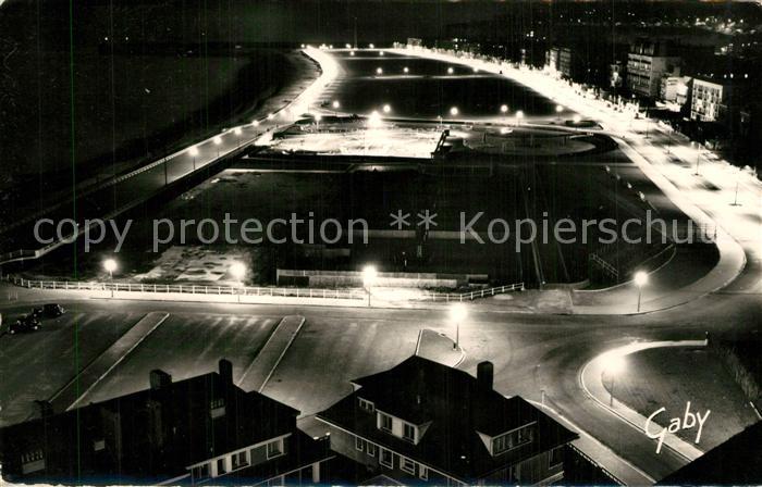 Dieppe 76 Esplanade prise la nuit au fond les Jetées