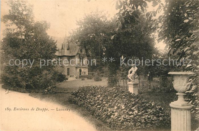 Luneray Chateau Parc