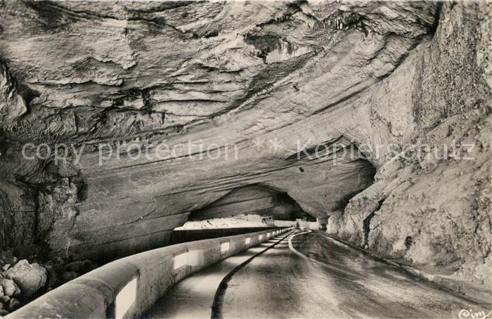 Le Mas-d Azil Interieur de la Grotte