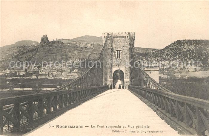 Rochemaure Le Pont suspendu et Vue generale