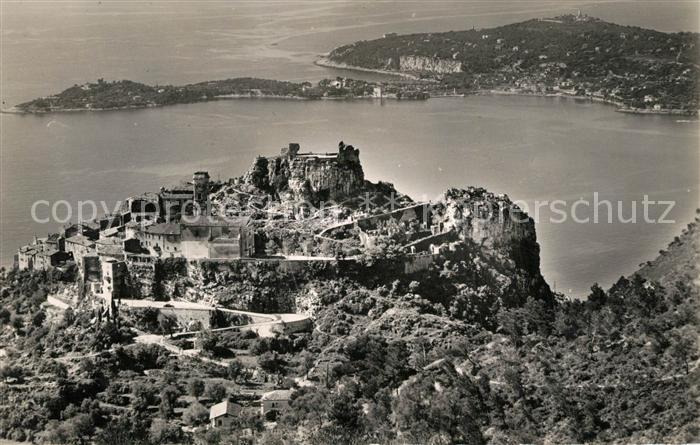 Eze 06 Vue Generale au fond Cap Ferrat Cote d Azur
