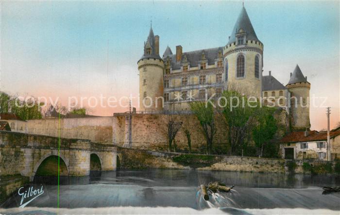 La Rochefoucauld Chateau et la Tardoire