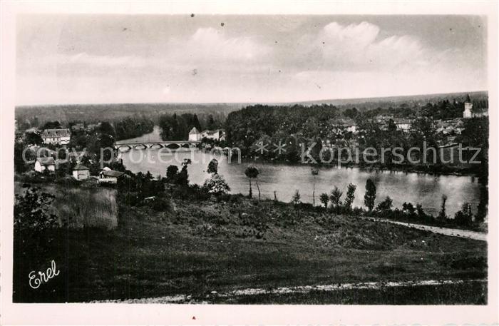 Chabanais Vue generale sur la Vienne