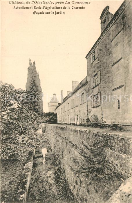La Couronne Charente Chateau de l’Oisellerie Facade sur le J