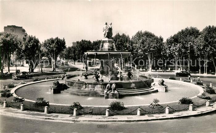 Aix-en-Provence La Grande Fontaine sur la Rotonde