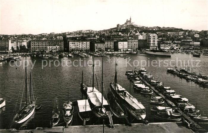 Marseille Bouches-du-Rhone Le Port et Notre Dame de la Garde