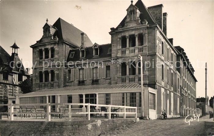 Lion-sur-Mer Le Grand Hotel