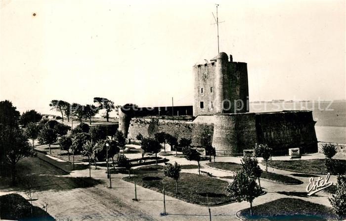 Fouras Charente-Maritime Chateau et le Sémaphore