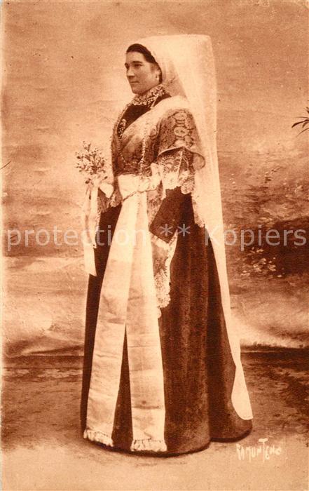 Ile de Re Costumes et Coiffes de l'Aunis et Saintonge Mariée Trachten