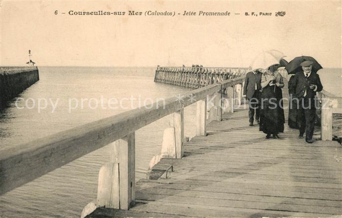 Courseulles-sur-Mer Jetée Promenade