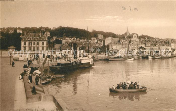 Trouville-sur-Mer Le Bac au port