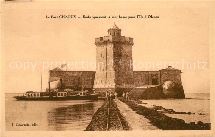 Le Chapus Le Fort Embarquement a mer basse pour l'Ile d Oléron