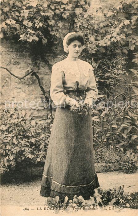 La Rochelle Charente-Maritime Type Rochelais Costumes Trachten