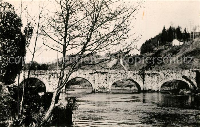 Vigeois Le Vieux Pont sur la Vezere