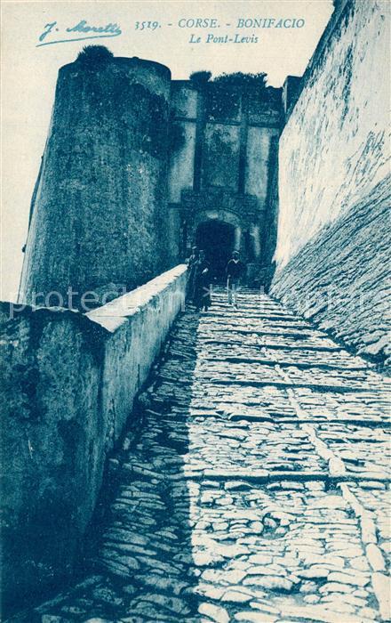 Bonifacio Corse du Sud Le Pont Levis