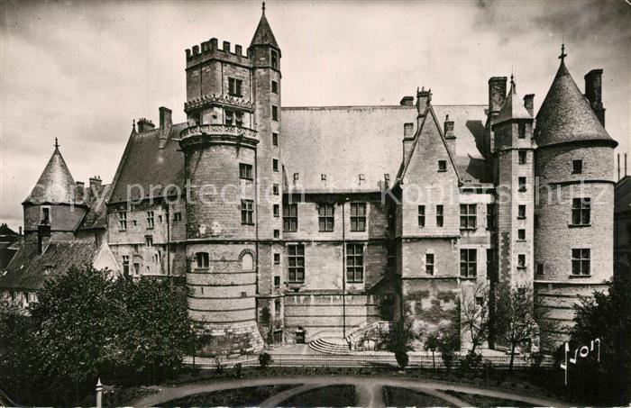 Bourges Hotel de Jacques Coeur XVe siècle