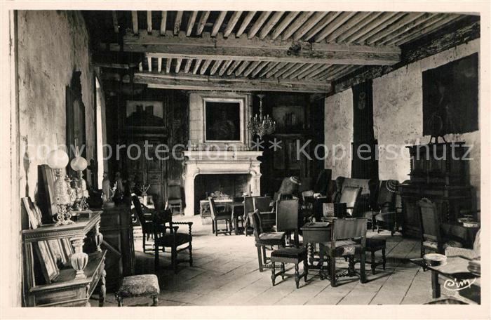 Saint-Jean-de-Cole Interieur du Chateau