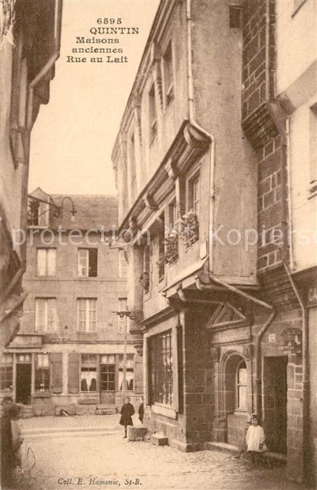 Quintin Maisons anciennes Rue au Lait