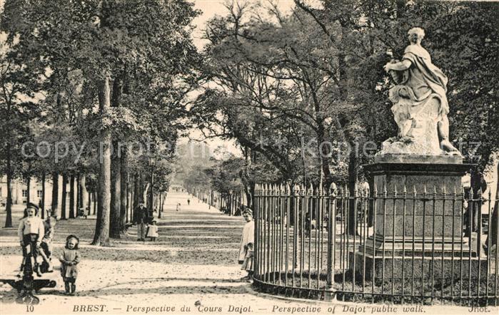 Brest 29 Perspective du Cours Dajot Monument Statue