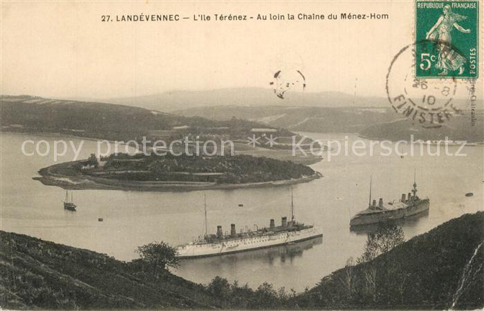 Landevennec Panorama Ile Térénez au loin la Chaîne du Ménez Hom Bateaux