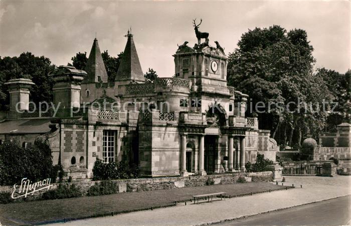 Anet Entrée principale du Chateau XVIe siècl