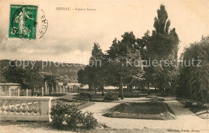 Bernay Square Gouas