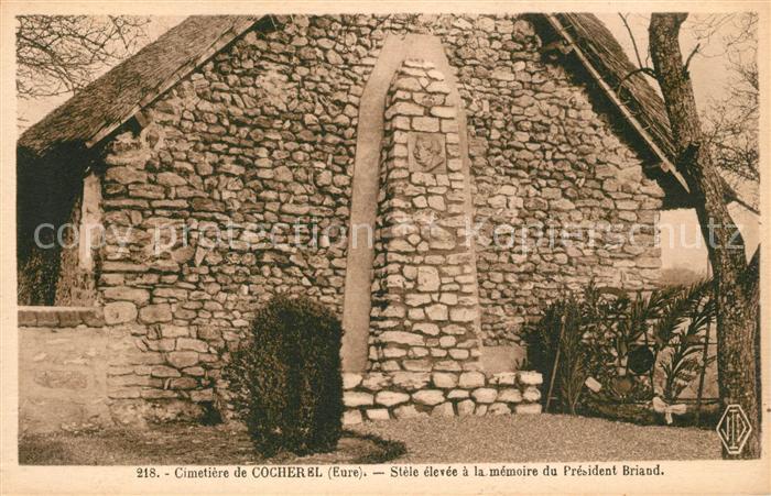Cocherel Houlbec Cimetière Stèle élevée a la mémoire du President Briand