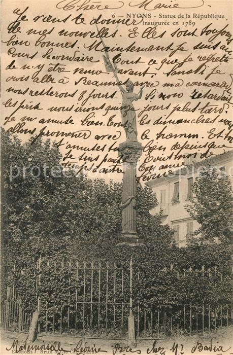 Nyons Drome Statue de la République