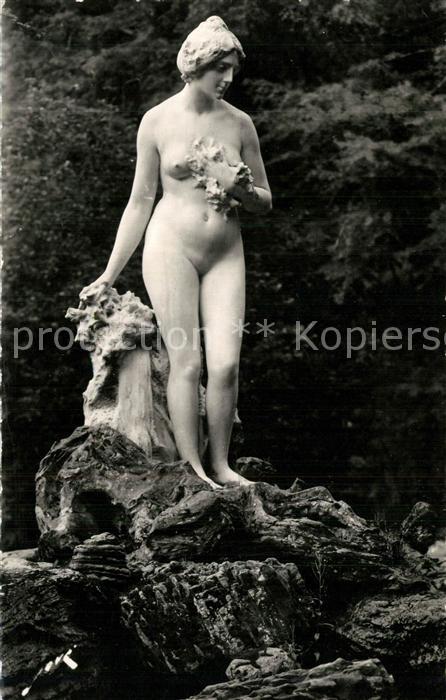 Luchon Haute-Garonne Statue de Vall?e du Lys