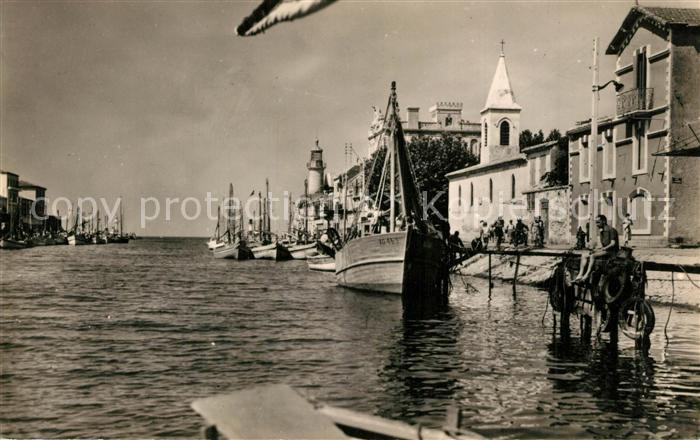 Le Grau-du-Roi Gard Port de peche sur le Vidourle