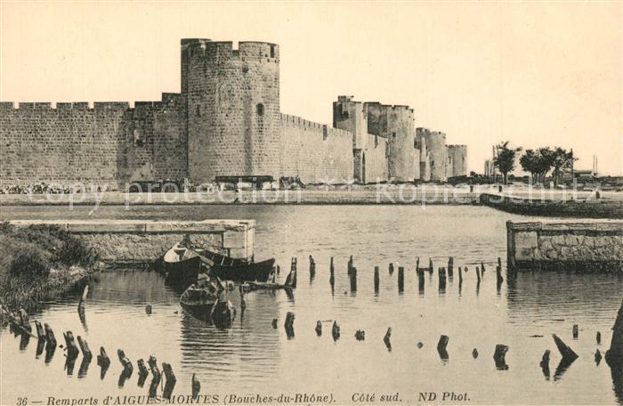 Aigues-Mortes Gard Remparts