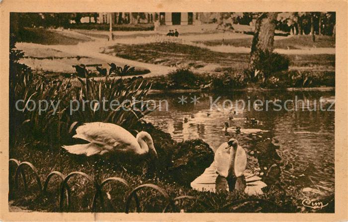 Cognac Charente Jardins de l’Hotel de Ville Le Lac