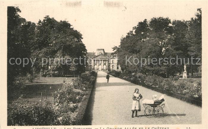 Luneville La Grande Allee et le Chateau