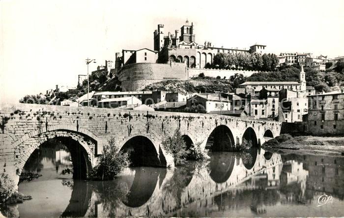 Beziers Le Vieux Pont et la Cathedrale