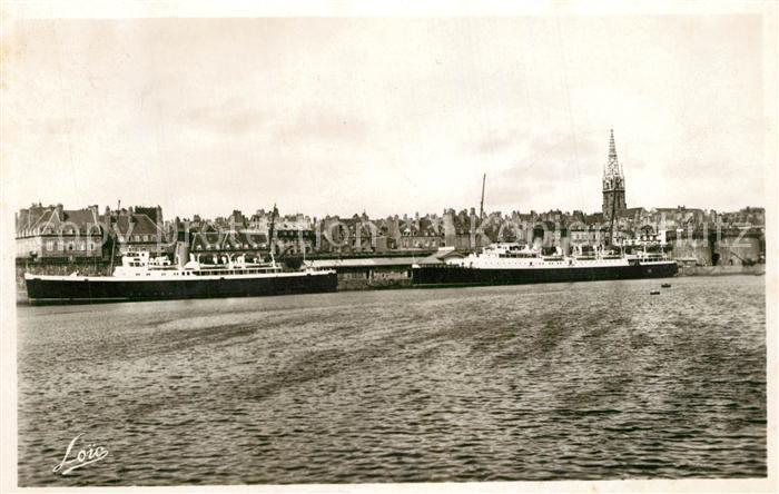 Saint-Malo 35 Le Brittany et le Dinard a Quai