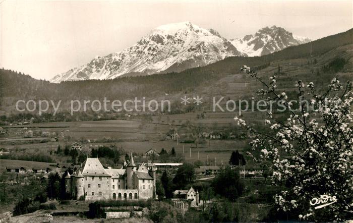 Uriage-les-Bains Isere Panorama et Mont Colon Alpes Baumbluete