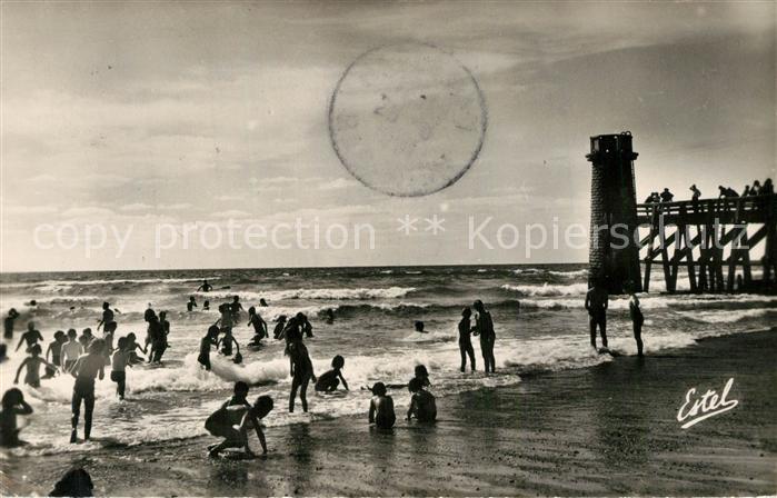 Capbreton Jeux dans les vagues