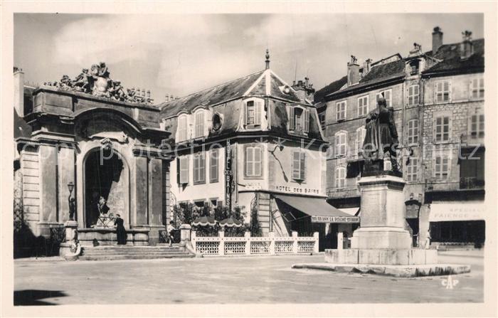 Salins-les-Bains Place d Armes Monument Statue