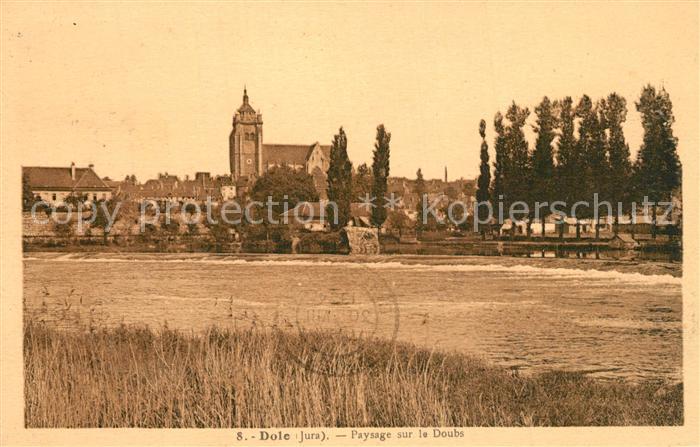 Dole Jura Paysage sur le Doubs Cathedrale